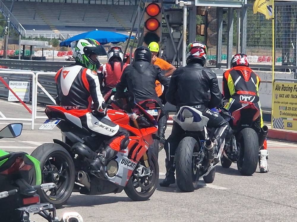 Ale in pista - Le nostre fotografie