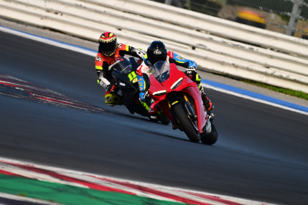 Ale in pista - Giornata di xxx a Misano